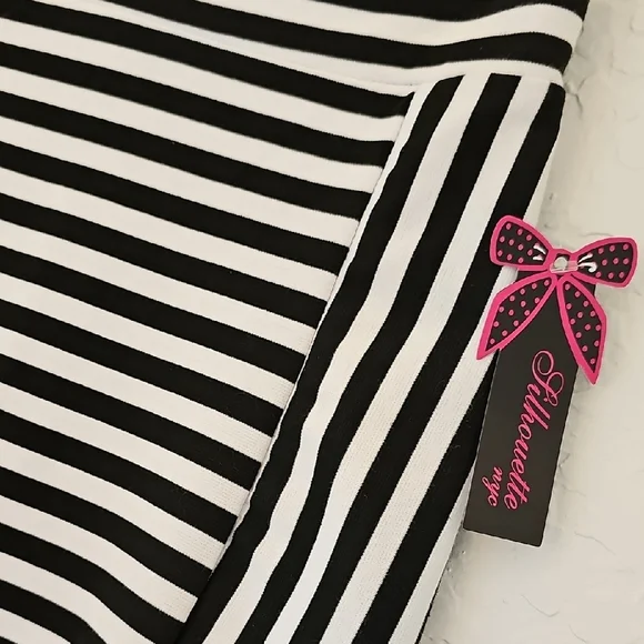 Silhouette Black and White Asymmetrical Pencil Skirt Knee-Length - Picture 9 of 13